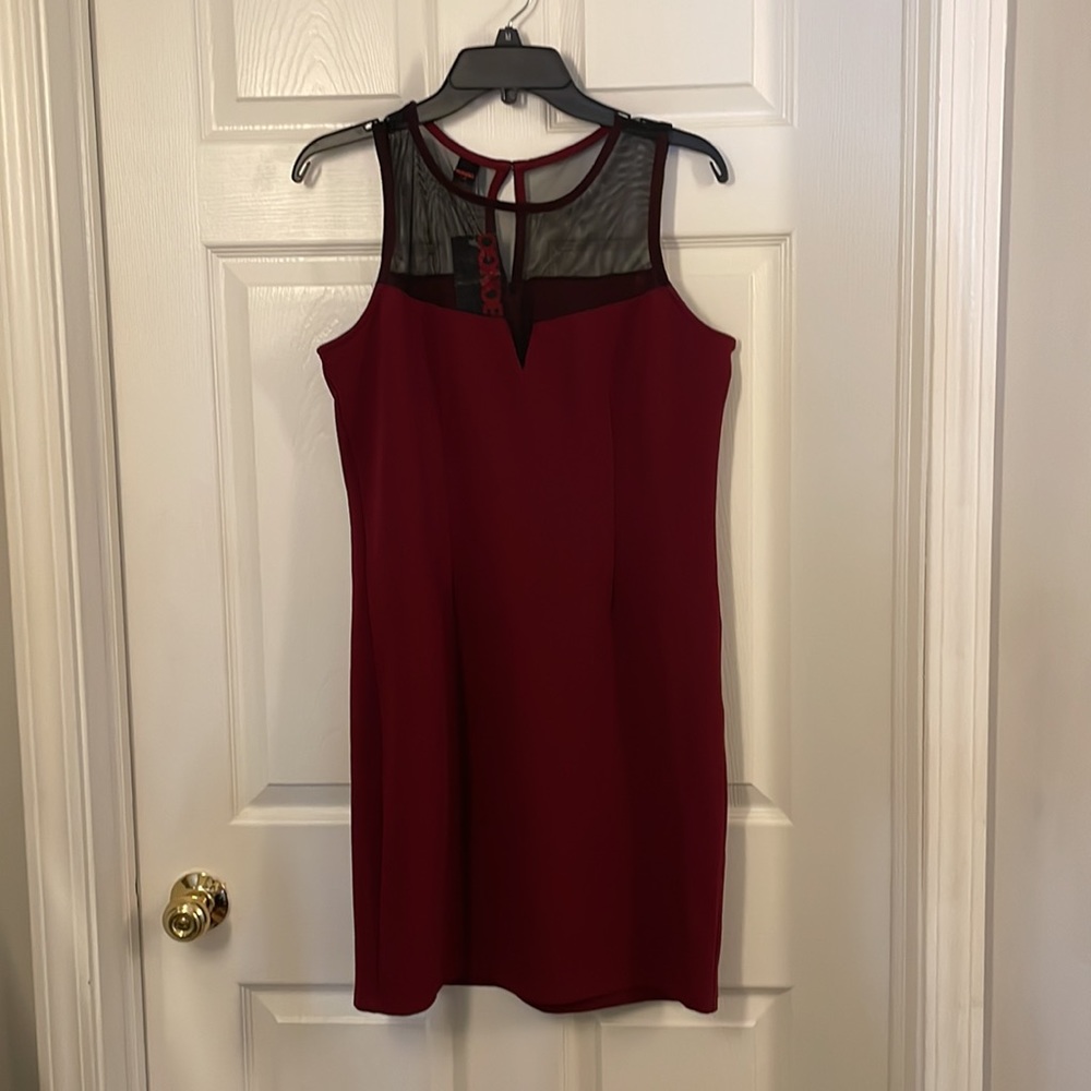 NEW Bongo Burgundy & Black Dress. Size Large.